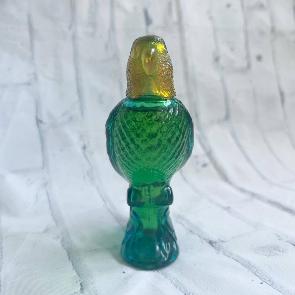 Vintage Avon Island Parakeet glass collectible bottle with Moonwind fragrance - Picture 2 of 7